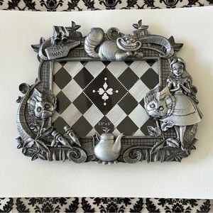 NWOB Alice in Wonderland Disneyland Frame